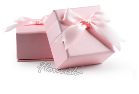 Coffret à bijoux carré romantique rose et gris imprimé
