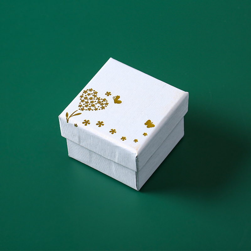 Boîte-cadeau de papier d'impression de logo fait sur commande d'estampage à chaud d'usine de la Chine pour des bijoux