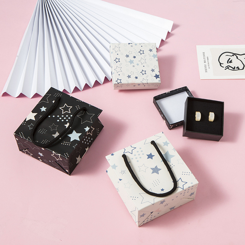 Boîte-cadeau de papier d'impression de logo personnalisé en gros d'usine de la Chine pour des bijoux
